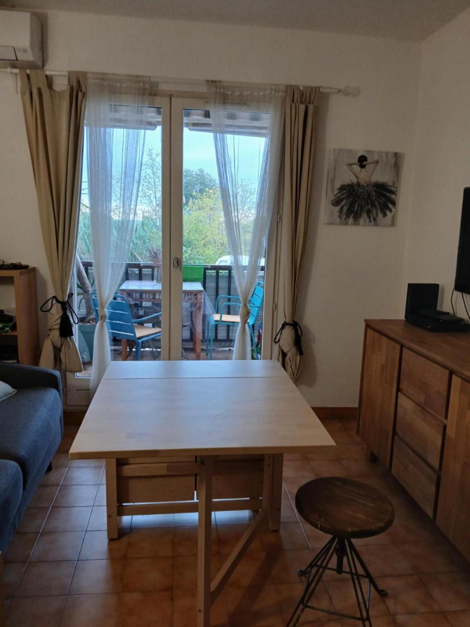 Sanary Les Gorguettes, Studio Avec Terrasse Vue Mer, A 10 Min A Pieds De La Plage Екстериор снимка